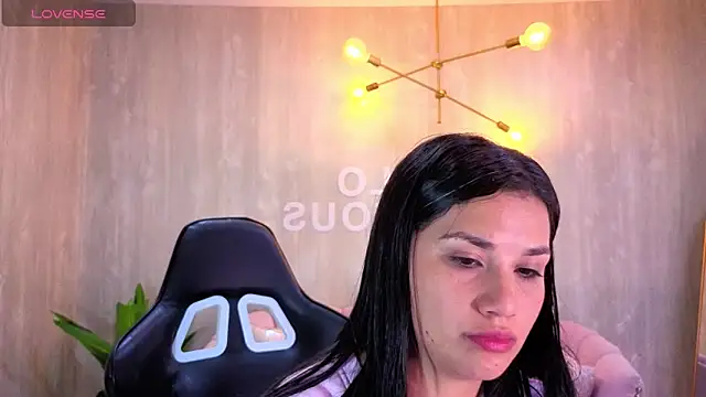 Violetta_jhonson_a's cam snapshot