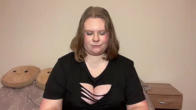 BriannaFlirty's cam snapshot