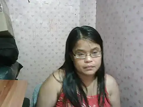 Hotty_babe23's cam snapshot