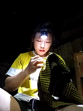 Ngocmi909 live sex cam