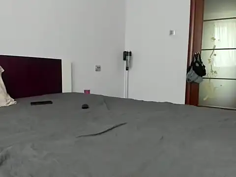 ElektraShine29's cam snapshot