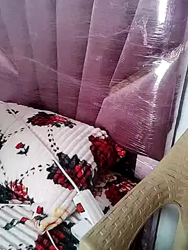 SlowFinance's cam snapshot