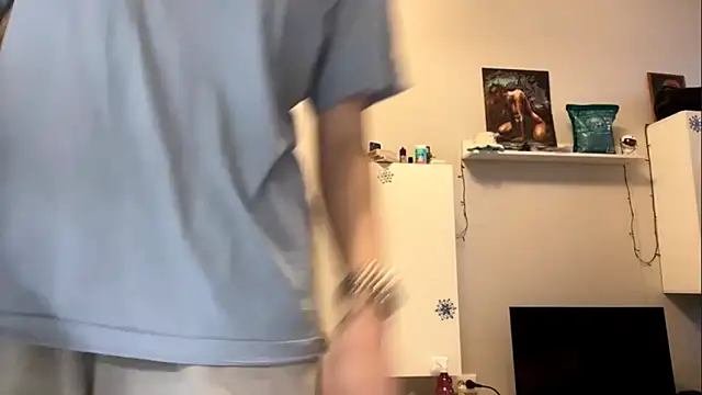 CyberAIice's cam snapshot