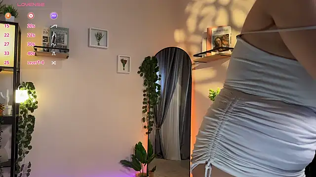 AuroraOlis's cam snapshot