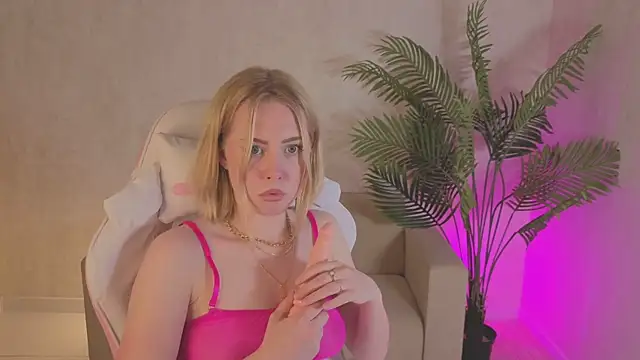 NoraCollins's cam snapshot