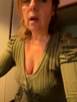 Sunbelxx live sex cam