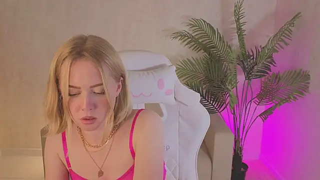 NoraCollins's cam snapshot