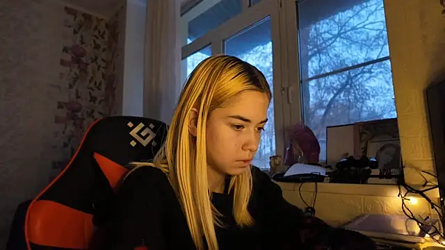 Witching_Moon's cam snapshot