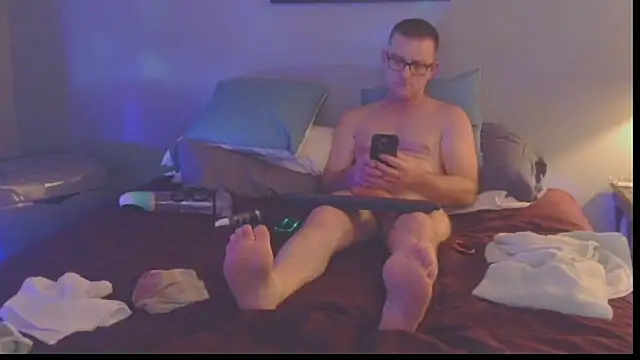 NWBuilt live sex cam