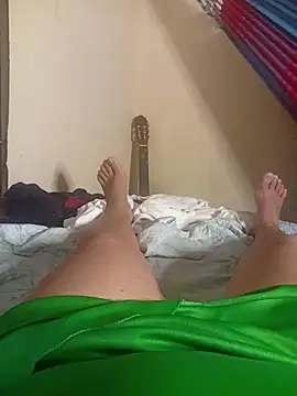 Ravena2290's cam snapshot