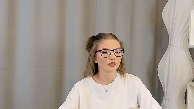 JeaneneWoltz's cam snapshot