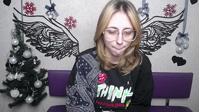 TracyLll's cam snapshot