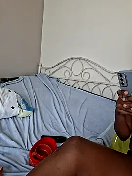 Kamdollie's cam snapshot