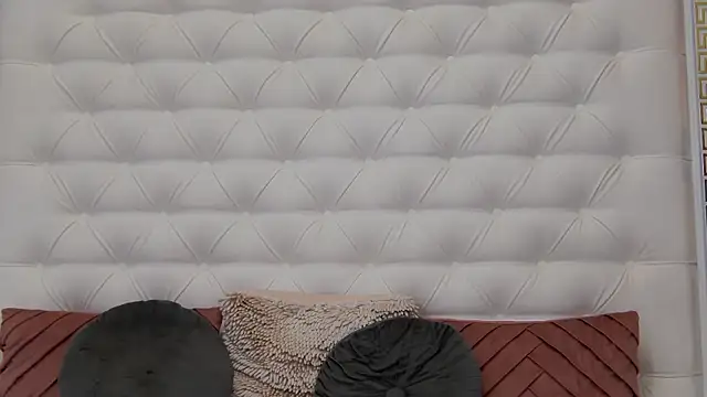 Lenna_Paul's cam snapshot