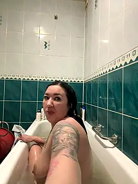 Naughtbaby_2025's cam snapshot