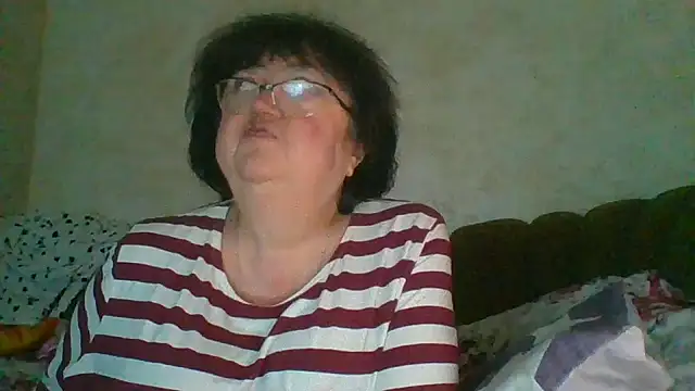 MilaSky5303's cam snapshot