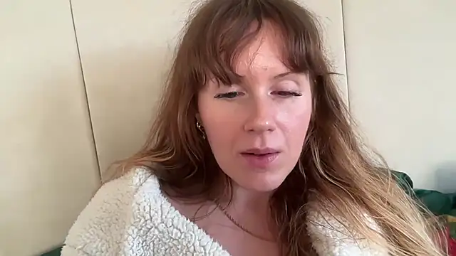 redheadrosie69's cam snapshot