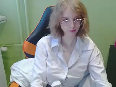 juicyPenny's cam snapshot