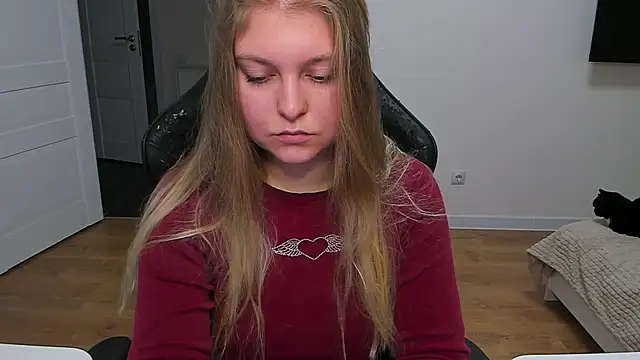 stacy_miracle's cam snapshot