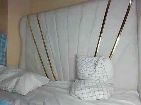 SquirtQueen16's cam snapshot