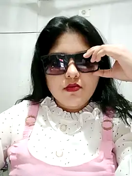 Nusrat-N's cam snapshot