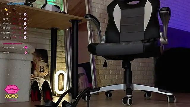 Mommy_Goddess's cam snapshot