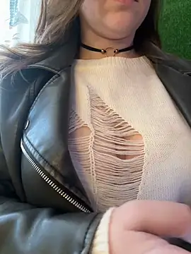 CrazyTori's cam snapshot