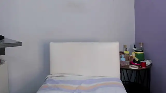 _candy_jade_'s cam snapshot