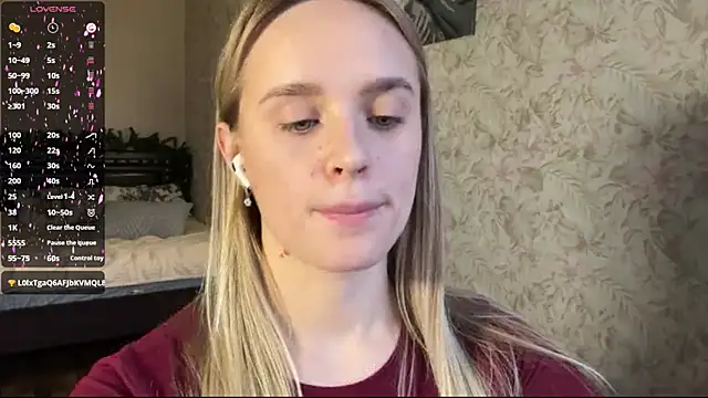 ElisabetLorney's cam snapshot