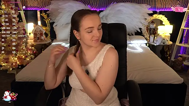 FoxyShy's cam snapshot