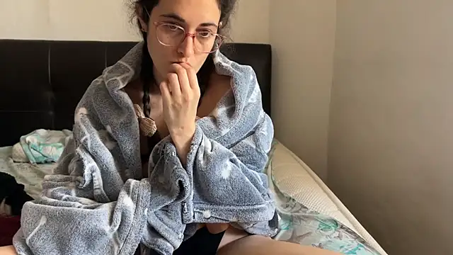 WhiteVenus's cam snapshot