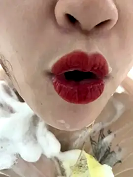 helo-kitty's cam snapshot