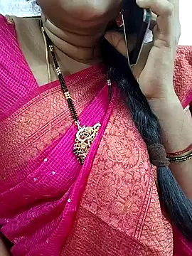 Srilakshmi_telugu's cam snapshot