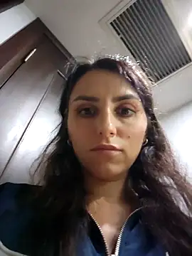 Izabella_Bella live sex cam