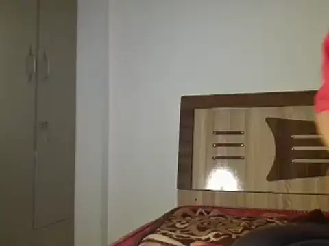 priya_008's cam snapshot