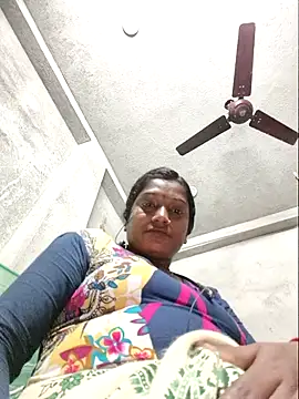 vipmonalisha's cam snapshot