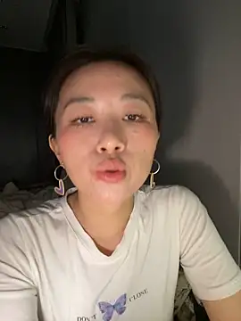 haiyan125216's cam snapshot