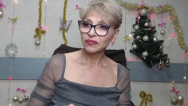 EllaBonito's cam snapshot