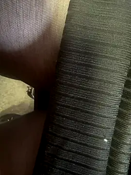 HiddenHoneyLDN's cam snapshot