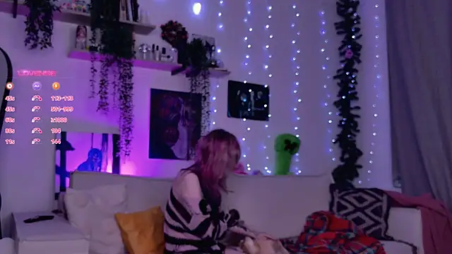 Lollyshy's cam snapshot