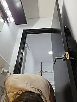 GatitaXD27's cam snapshot