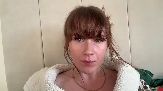 redheadrosie69's cam snapshot