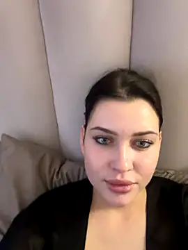 KikiWatson's cam snapshot