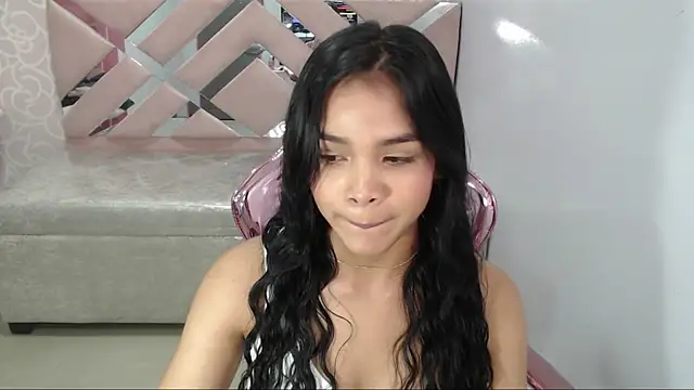 aura_ch's cam snapshot