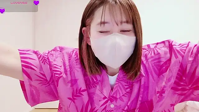 Mamu_Mamu_'s cam snapshot