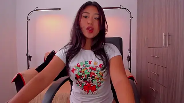 cloy_baby__'s cam snapshot