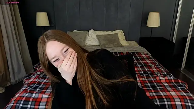 VikiBlossom's cam snapshot