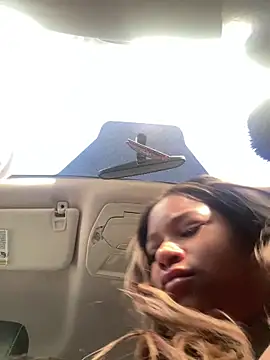 BigFineSelena's cam snapshot