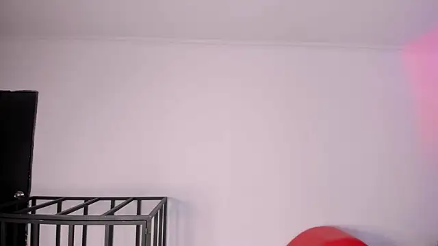 AmberiniHoffman's cam snapshot