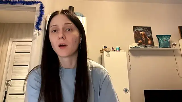 CyberAIice's cam snapshot